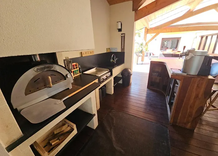 Le Domaine Des Oliviers *